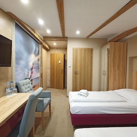 Kamienica Morska Gdynia Bed & Breakfast エクステリア 写真