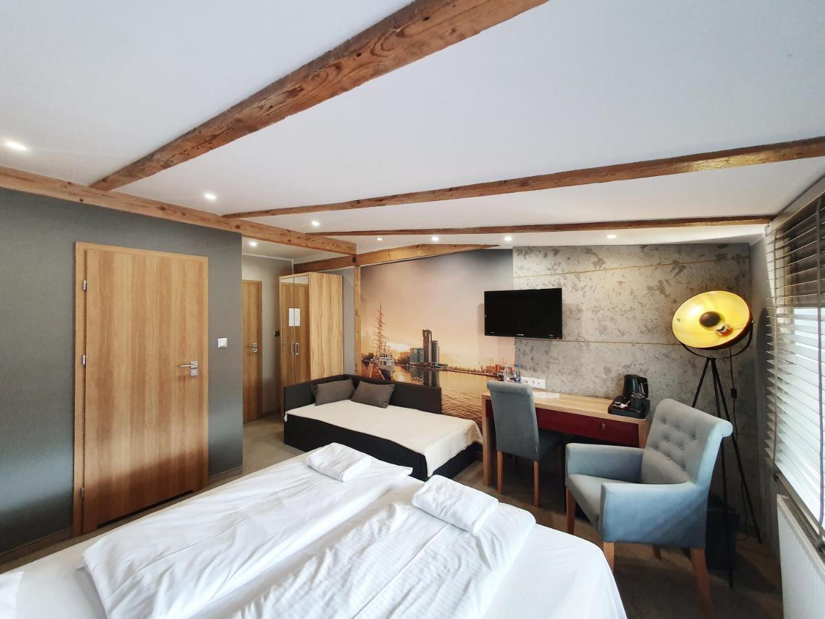 Kamienica Morska Gdynia Bed & Breakfast エクステリア 写真